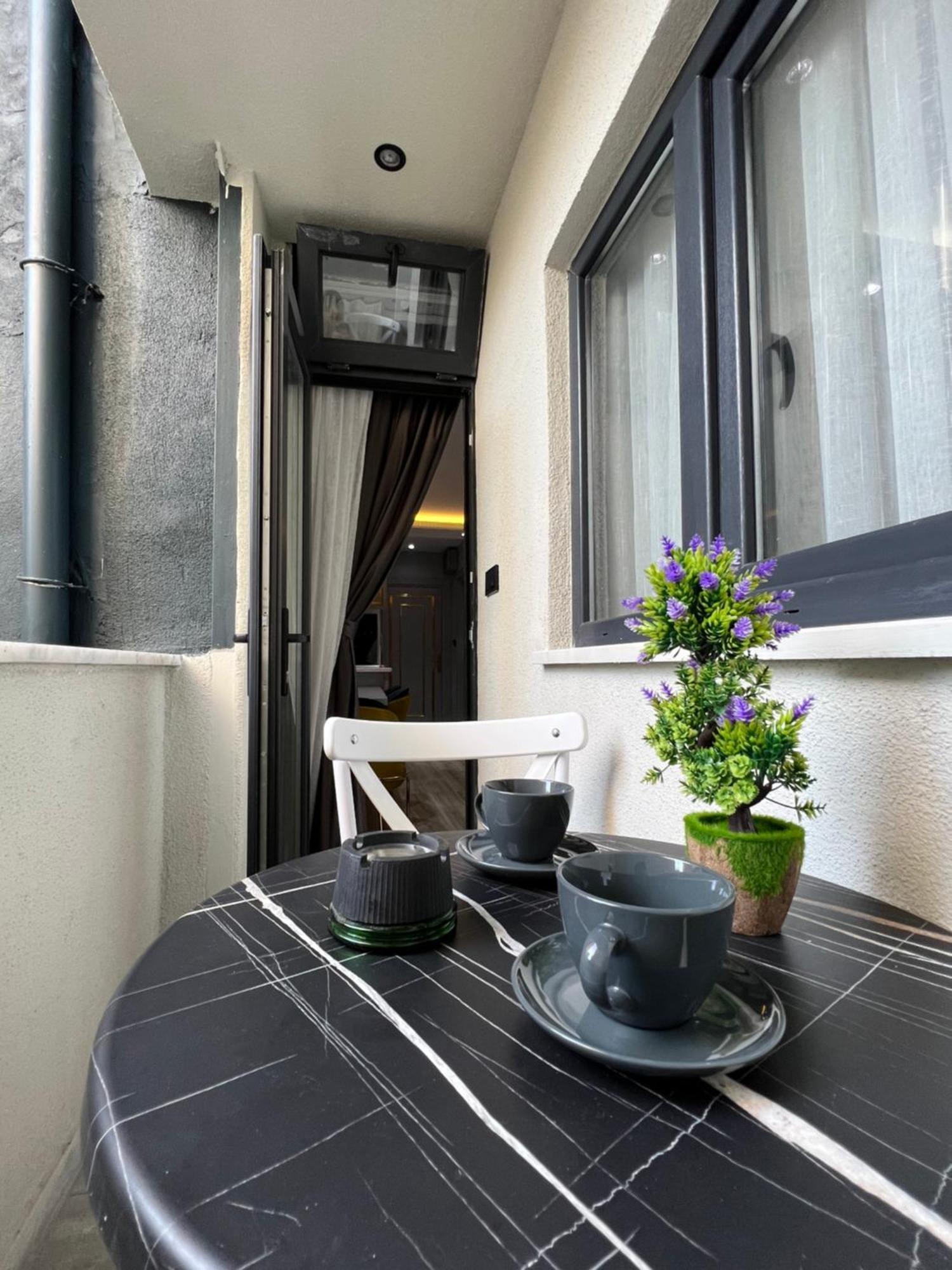 Taksim Larissa Residence Istanbul Exterior photo